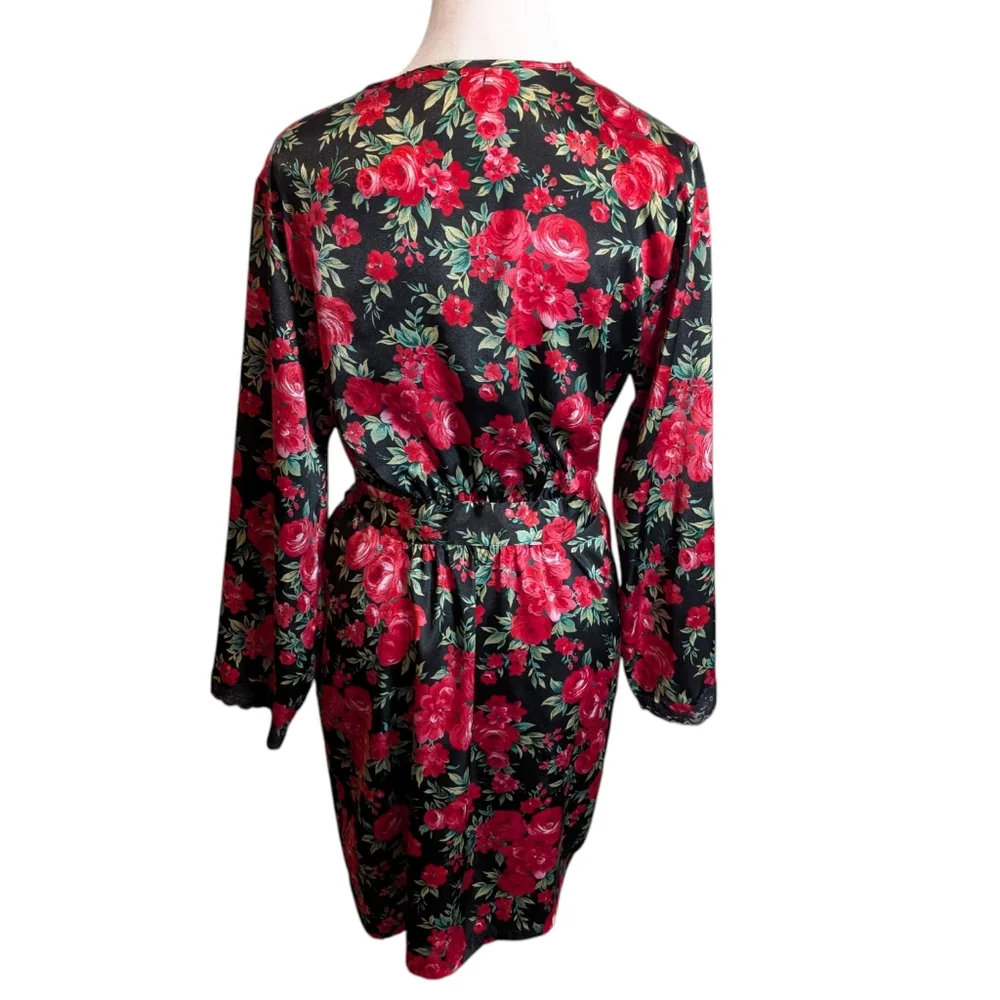 New Women's Pink K Robe Lingerie Tie Waist Flowers Black Pink Roses Size Small